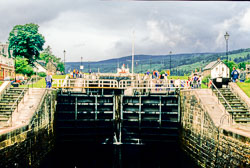 Caledonian_Canal-002.jpg