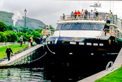 Caledonian_Canal-035.jpg