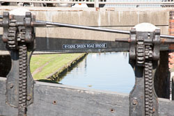 Walsall_Canal-016.jpg