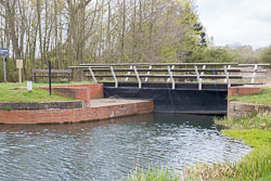 Pocklington_Canal-011.jpg