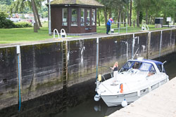 River_Trent,_Gunthorpe_Lock-038.jpg
