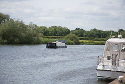 River_Trent,_Gunthorpe_Lock-060.jpg