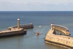 Whitby_Harbour-070.jpg