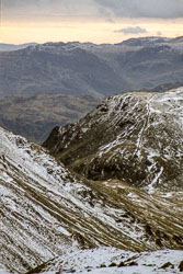 Ulscarf,_Fairfield_with_Tarn_Crag_and_Deepdale_Hause,_1.jpg