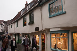 Oldest_Houses_In_England,_York_-001.jpg