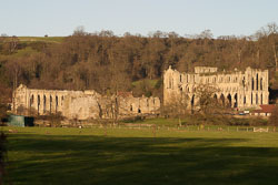 Rievaulx_Abbey-053.jpg