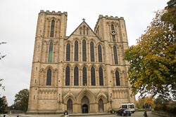 Ripon_Cathedral_011.jpg