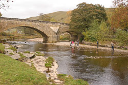 River_Wharfe_Kettlewell.jpg