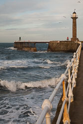 Whitby_Harbour-041.jpg